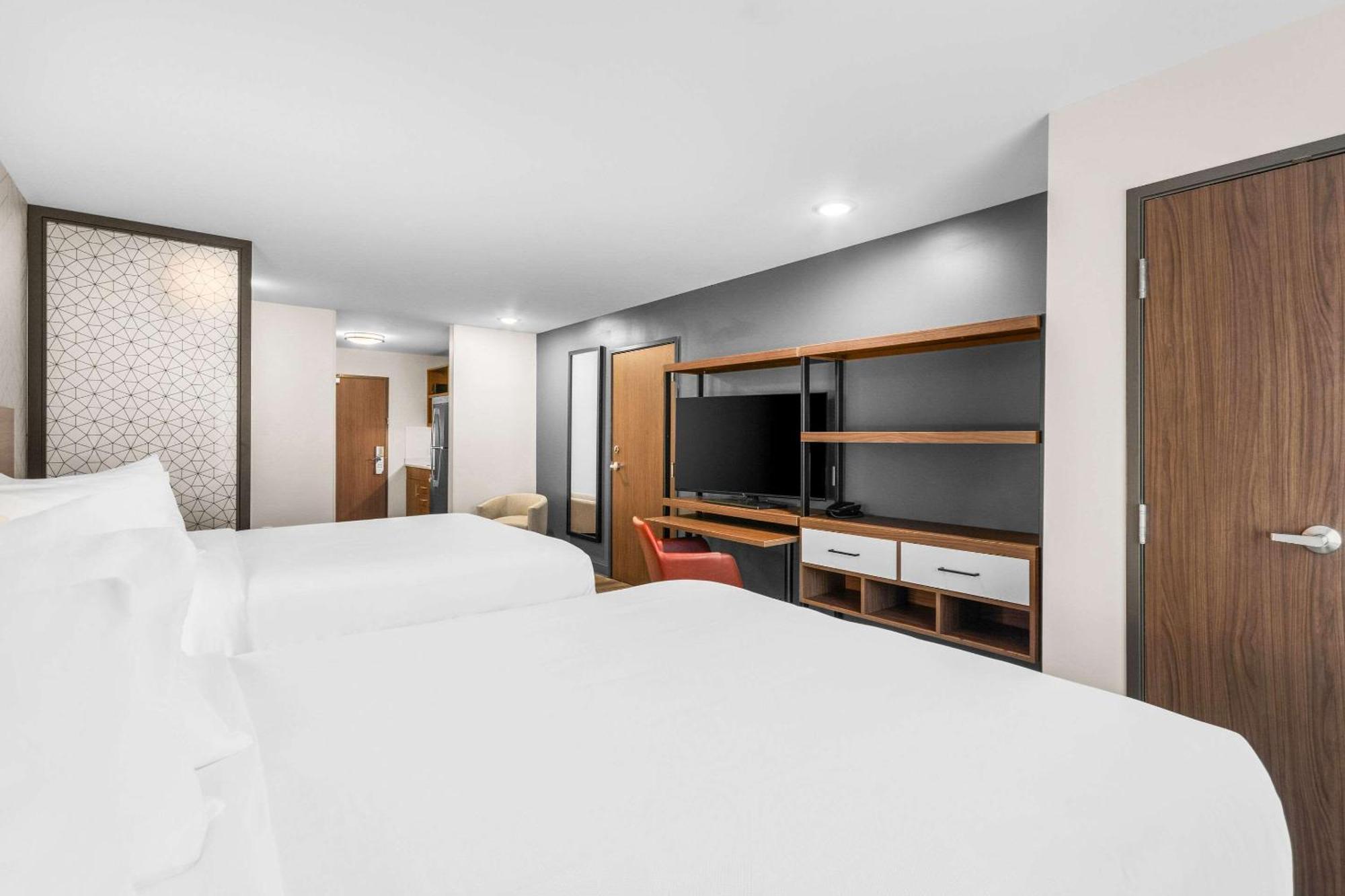 Everhome Suites Lexington - Horse Park מראה חיצוני תמונה